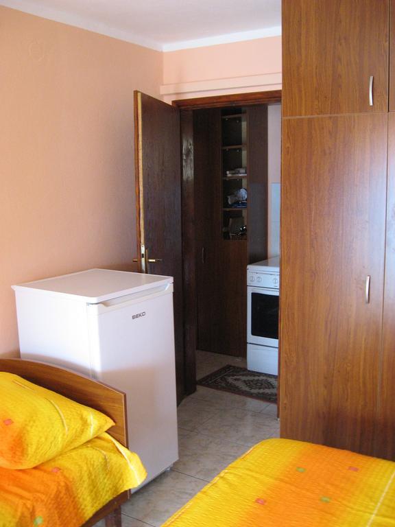 Apartments Olga Tivat Rum bild