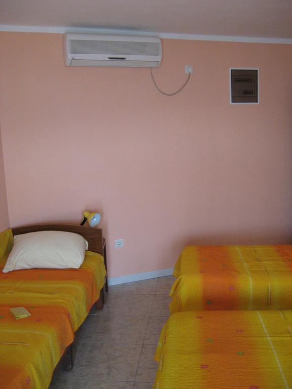 Apartments Olga Tivat Rum bild